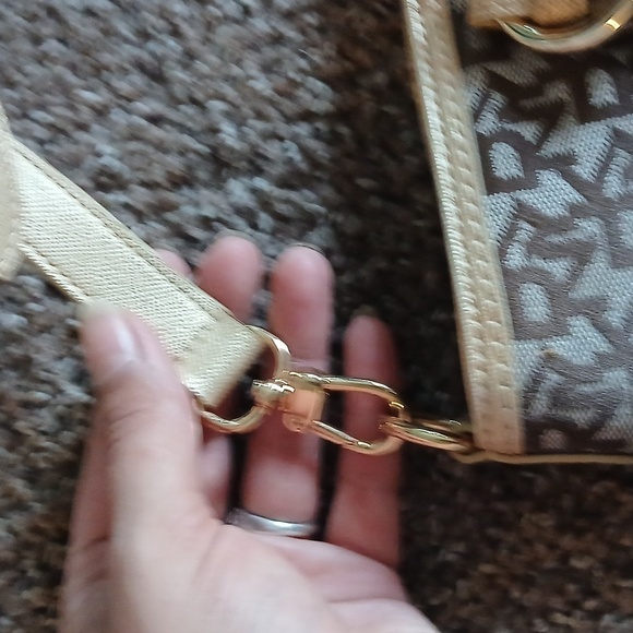 DKNY large monogram 2 way purse - Picture 13 of 16